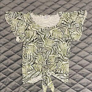 Kaktus Leaf Patterned Blouse with Tie-Front